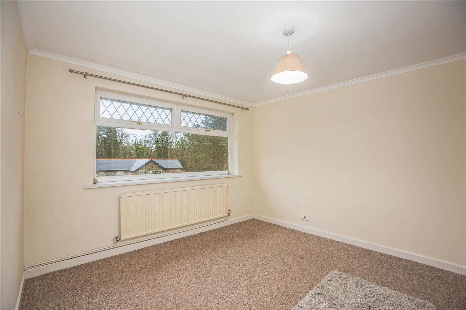 Lon Catwg, Gellinudd, Pontardawe, Swansea, SA8 3DU